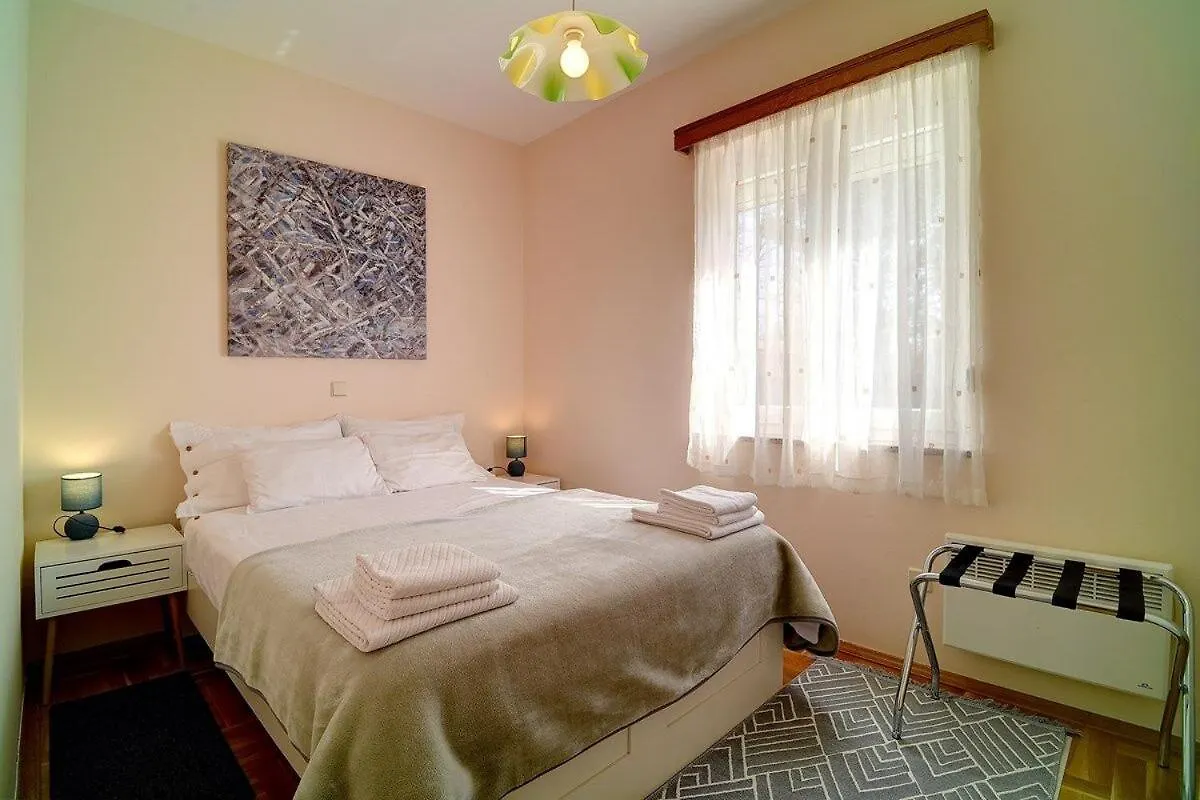 Apartment Cvita Medulin 0*,  Croatia