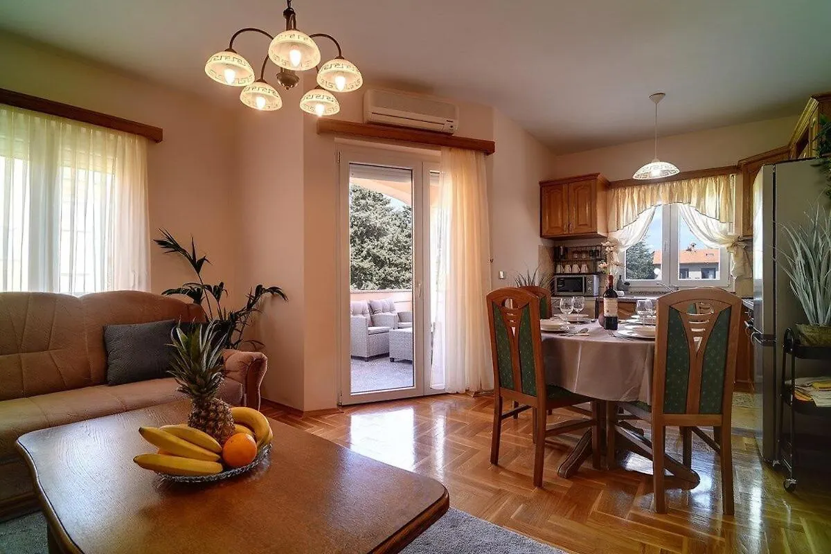Apartment Cvita Medulin