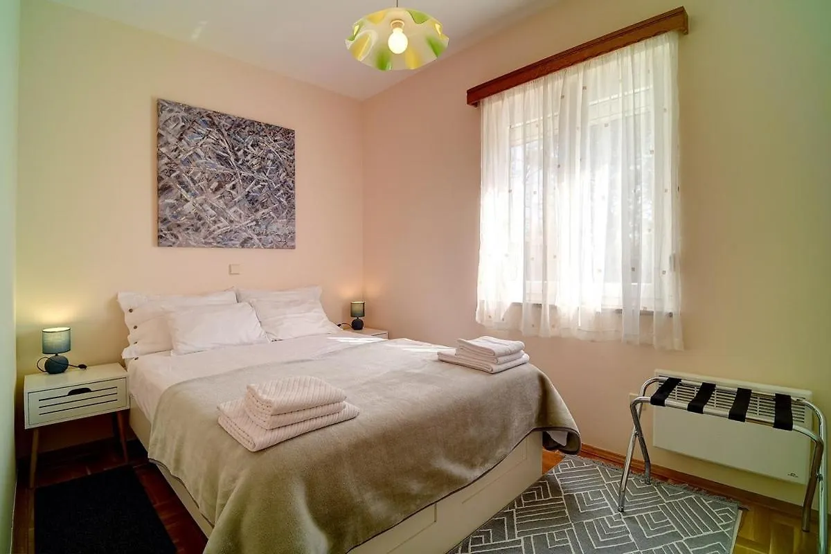 Apartment Cvita Medulin